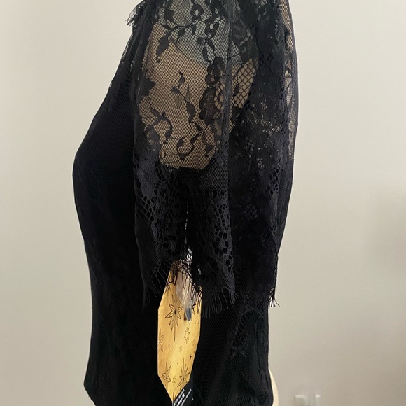 ELEGANT NEW WITH TAG BROADWAY TOP SIZE M🛍 - Picture 9 of 11